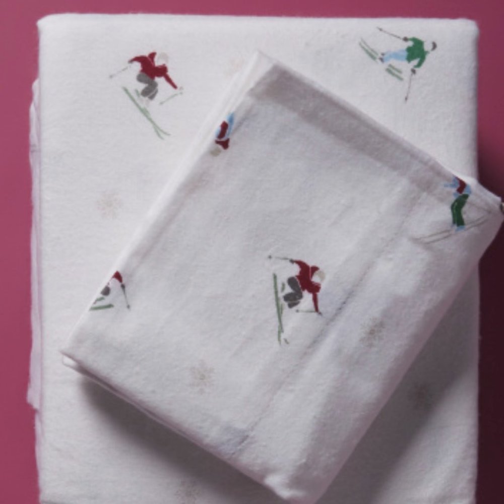 NWT Martha Stewart SKI Flannel Sheet Set - Queen Size (skiiers skiing) - Picture 1 of 1